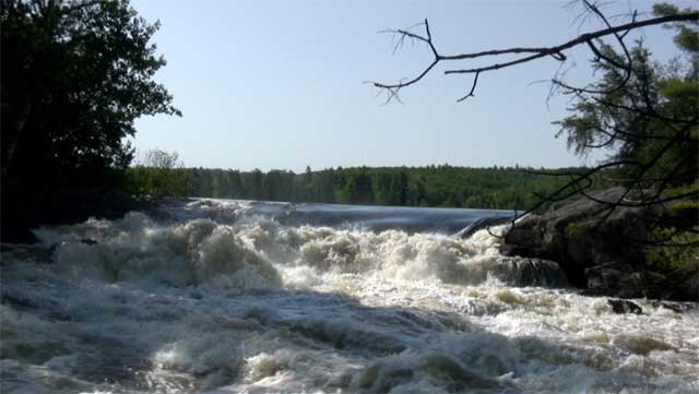 Lower Basswood Falls Show