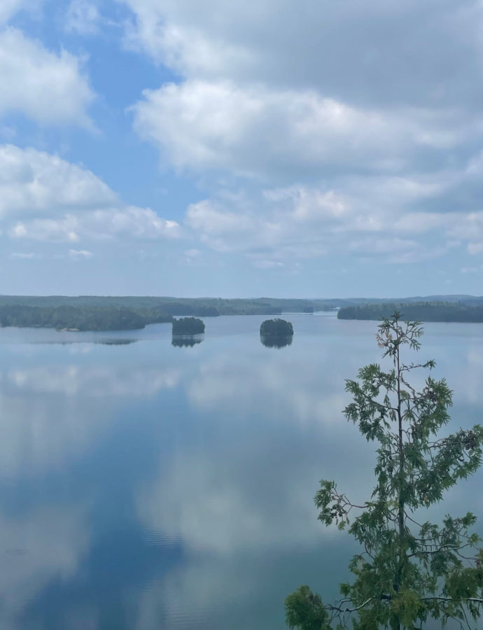 Thunder Point on Knife Lake – Worth The Climb